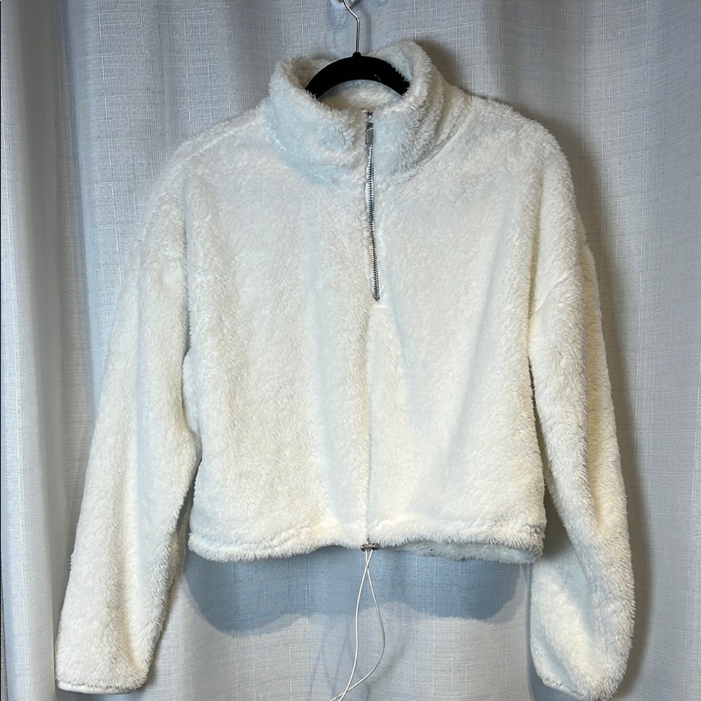Onzie Cozy White Fleece - Size S/M